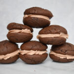 low fodmap whoopie pies with hazelnut filling